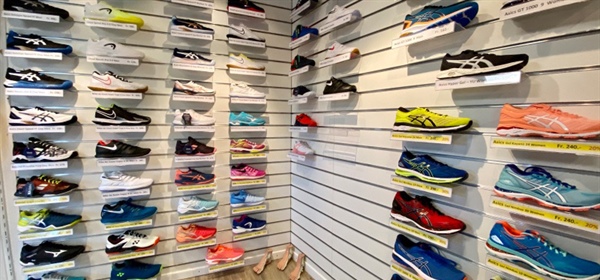Tennis- und Running-Schuhe